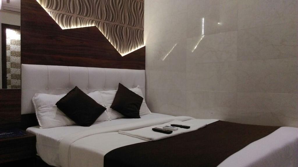Hotel Palace Residency Mumbai Dış mekan fotoğraf